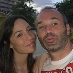 La adorable llamada de la hija de Iniesta en la que le pide que vuelva para jugar con ella