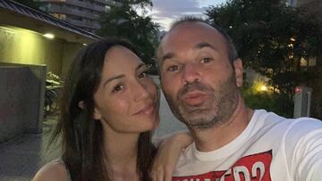 La adorable llamada de la hija de Iniesta en la que le pide que vuelva para jugar con ella