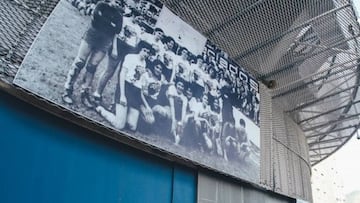 Homenaje del Eibar a las pioneras.