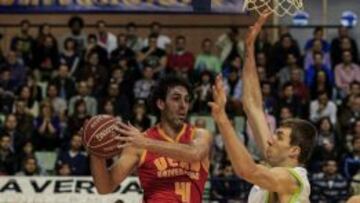 Berni, ante Fran Vázquez.