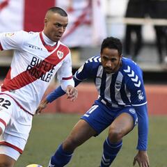 El Rayo golea al Lorca y se acerca al objetivo del playoff
