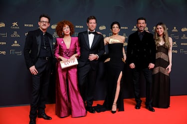 El equipo del corto 'El Trono' Felix Tusell Sanchez, Marta Belenguer, Manu Baqueiro, Lucia Jimenez, Arturo Valls y Carmela Martinez Oliart.