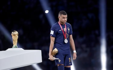 Mbappé falando sobre sua carreira