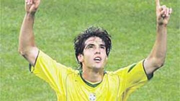 <b>EL DESEADO. </b>Kaká hizo un guiño al Madrid desde Weggis (Suiza) pero el Milán ya ha reaccionado.