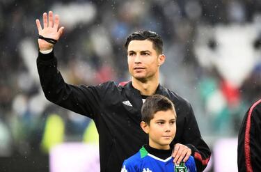 Ronaldo missed Ballon d'Or gala to pick up another award
