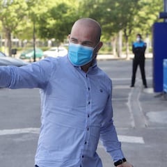 Paco López: "Si los partidos acaban jugándose con público me parecería una auténtica p..."