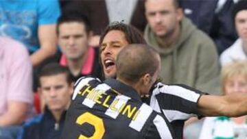 <b>Amauri y Chellini</b>, celebrando un gol del primero frente al Shamrock Rovers.