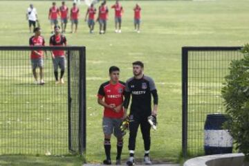 Claudio Baeza y Paulo Garcés durante el entrenamiento de Colo Colo.