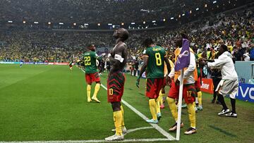 Aboubakar celebró así su gol a Brasil.