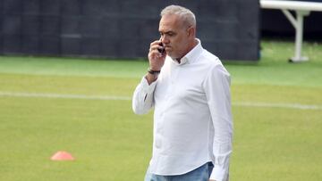 Mario Husillos, en un entrenamiento del M&aacute;laga.