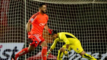 “Por eso les va como les va”: Johnny Herrera disparó contra Azul Azul