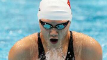 LONDON, ENGLAND - JULY 30: Shiwen Ye of China competes in heat 5 of the Women's 200m Individual Medley on Day 3 of the London 2012 Olympic Games at the Aquatics Centre on July 30, 2012 in London, England. (Photo by Adam Pretty/Getty Images)