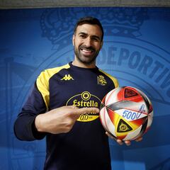 Mikel Balenziaga llega a tiempo para firmar su partido 500