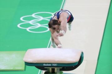 Tomás González no clasificó en Suelo pero sí lo está haciendo en Salto. 