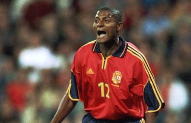 Ex-Spain international Catanha joins new club...at ripe age of 44!