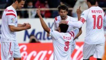 Bacca y Gameiro dan más brillo aún a un Sevilla huracanado