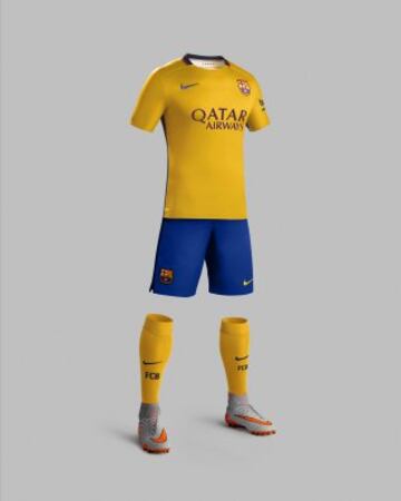 Presentación de la nueva equipación con franjas horizontales del Barcelona para la temporada 2015-2016.