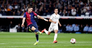 Un gran desmarque del polaco al filo del fuera de Juego le dio la posibilidad de abrir el marcador a los 54 minutos tras un disparo colocado al palo izquierdo de Lunin. 