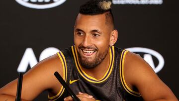 Nick Kyrgios habla en rueda de prensa durante el Open de Australia 2020.