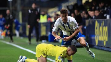 10/12/22 PARTIDO SEGUNDA DIVISION
VILLARREALB VILLARREAL B FILIAL - TENERIFE
ADRIAN DE LA FUENTE IVAN ROMERO