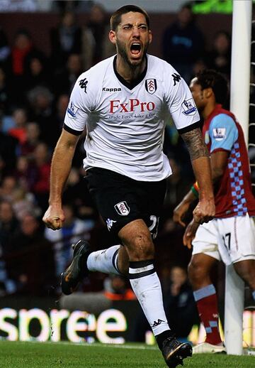 El ex seleccionado estadounidense vistió las camisetas del Fulham y Tottenham, en donde marcó un total de 72 tantos.