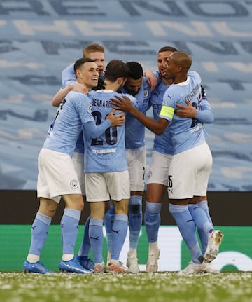 1-0. Riyad Mahrez celebra el primer gol.