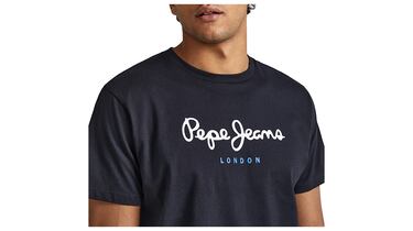 Encontramos una camiseta Pepe Jeans para hombre con un 45 % de descuento