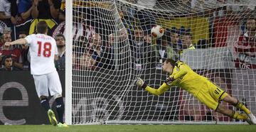 14 de mayo de 2014, final de la Europa League entre el Sevilla y el Benfica disputada en Turín. Kevin Gameiro marca el 4-2 definitivo en la tanda de penaltis.