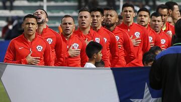 Futbol, Bolivia vs Chile.
 Eliminatorias al mundial de Rusia 2018.
  El equipo de Chile posa para los fotgrafos durante el partido contra Bolivia por las clasificatorias al mundial de Rusia 2018  en el Estadio Hernando Sales La Paz,  Bolivia
 05/09/2017
 Ramon Monroy/Photosport
 *************
 
 
 Football, Bolivia vs Chile.
 World Cup qualifiers 2018.
  Chile&laquo;s The team pose for the photographers during the match against Bolivia for the qualifiers to the 2018 World Cup in the Estadio Hernando Sales La Paz, Bolivia
 05/09/2017
 Ramon Monroy / Photosport