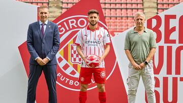 Àlex Moreno: “Los que estamos tenemos que tirar esto adelante”