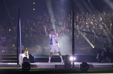 Kroos en el fin de fiesta en el Bernabéu.