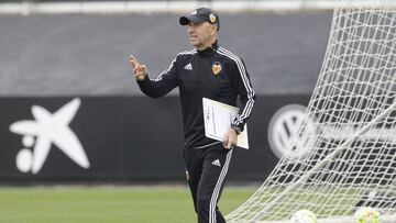 Ayestaran durante un entrenamiento del Valencia. 