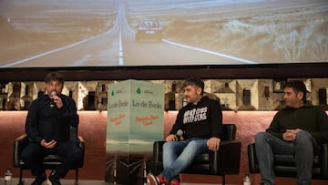 (I-D) El periodista y presentador Jordi Évole, y David Muñoz y José Muñoz del grupo Estopa  durante la presentación de la nueva temporada de ‘Lo de Évole’, en Aribau Multicines, a 7 de febrero de 2023, en Barcelona, Catalunya (España). ‘Lo de Évole’ es un programa de televisión de entrevistas presentado por Jordi Évole que aborda en cada temporada distintas historias personales que comparten un hilo común y con el trasfondo social que se ha convertido en el sello del periodista. La nueva temporada se estrenará el próximo 12 de febrero con una entrevista al grupo Estopa.
07 FEBRERO 2023;CATALUÑA;CATALUNYA;PROGRAMA;TELEVISIÓN
Kike Rincón / Europa Press
07/02/2023