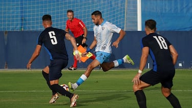 El San Fernando muestra al Málaga lo que le espera en Primera RFEF
