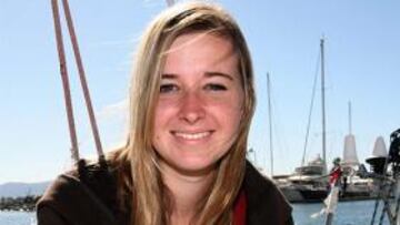 UN RETO SIN PRECEDENTES. La joven Abby Sunderland, de dieciseis años, está tratando de dar la vuelta al mundo en solitario.