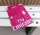 El Real Madrid estrenará esta noche su camiseta rosa fucsia