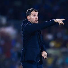 Larcamón confía en finiquitar la serie ante Chivas en casa