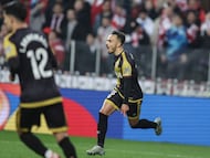 Samsun (Turkey), 12/03/2026.- Alvaro Garcia of Rayo Vallecano celebrates after scoring the 1-2 goal during the UEFA Conference League Round of 16 1st leg match between Samsunspor and Rayo Vallecano, in Samsun, Turkey, 12 March 2026. (Turquía) EFE/EPA/ERDEM SAHIN
