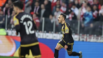 Samsun (Turkey), 12/03/2026.- Alvaro Garcia of Rayo Vallecano celebrates after scoring the 1-2 goal during the UEFA Conference League Round of 16 1st leg match between Samsunspor and Rayo Vallecano, in Samsun, Turkey, 12 March 2026. (Turquía) EFE/EPA/ERDEM SAHIN