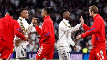 07/04/26 PARTIDO IDA CUARTOS CHAMPIONS LEAGUE
REAL MADRID - BAYERN DE MUNICH
SALUDOS KYLIAN MBAPPE VINICIUS JR MICHAEL OLISE HARRY KANE