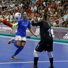 España goleó a Italia y luchará por el Europeo en la Final Four