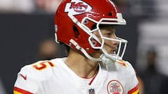 Who are Patrick Mahomes parents, siblings, girlfriend...