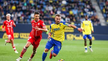 Ontiveros est¨¢ haciendo una gran temporada con el C¨¢diz,