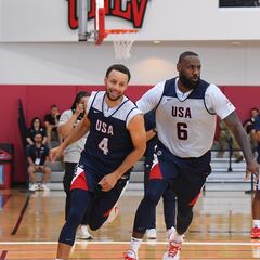 Steph Curry: “Tener a Bron como compañero de equipo es surrealista”