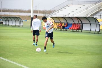 La Selección Colombia entrena de cara al partido frente a Venezuela este martes por las Eliminatorias a Qatar 2022.