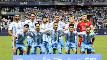 Formación del Málaga ante el Elche.