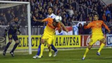 Marc Bartra, durante el encuentro, correspondiente a la ida de los dieciseisavos de final de la Copa del Rey.