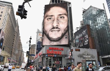 El 'Mes¨ªas' Kaepernick, al frente de la lucha por George Floyd