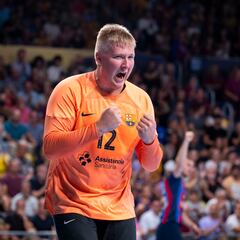 El Cisne le dura 15 minutos al Barça