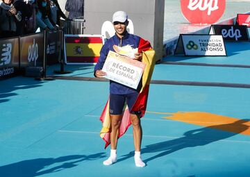 Hamid Ben Douad igualó el récord de España (2h06:35)








